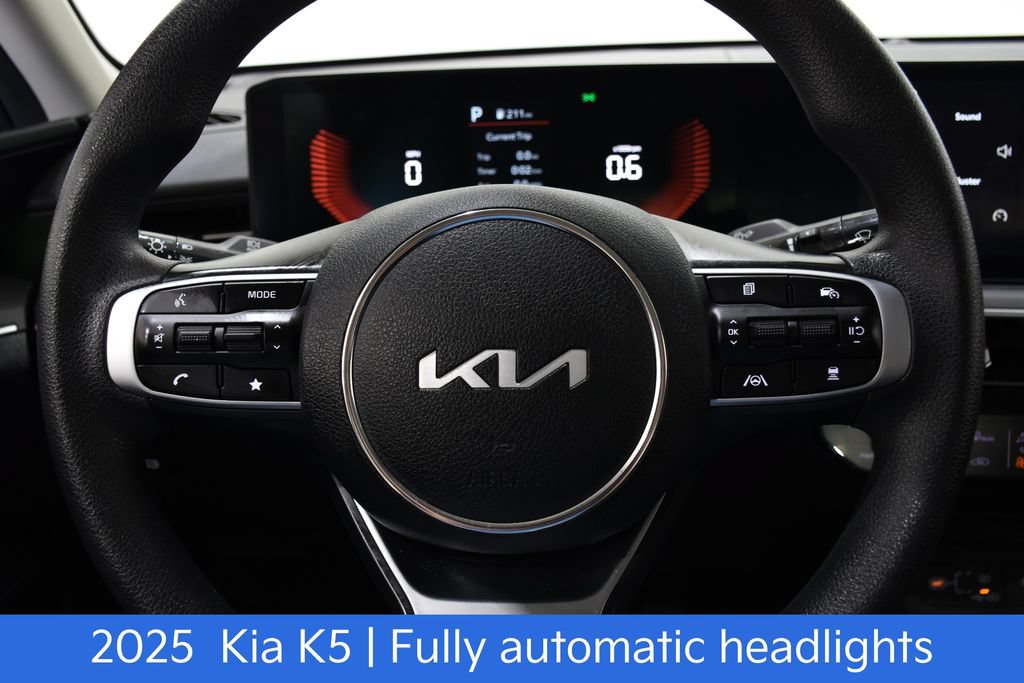 Certified 2025 Kia K5 LXS FWD image 11