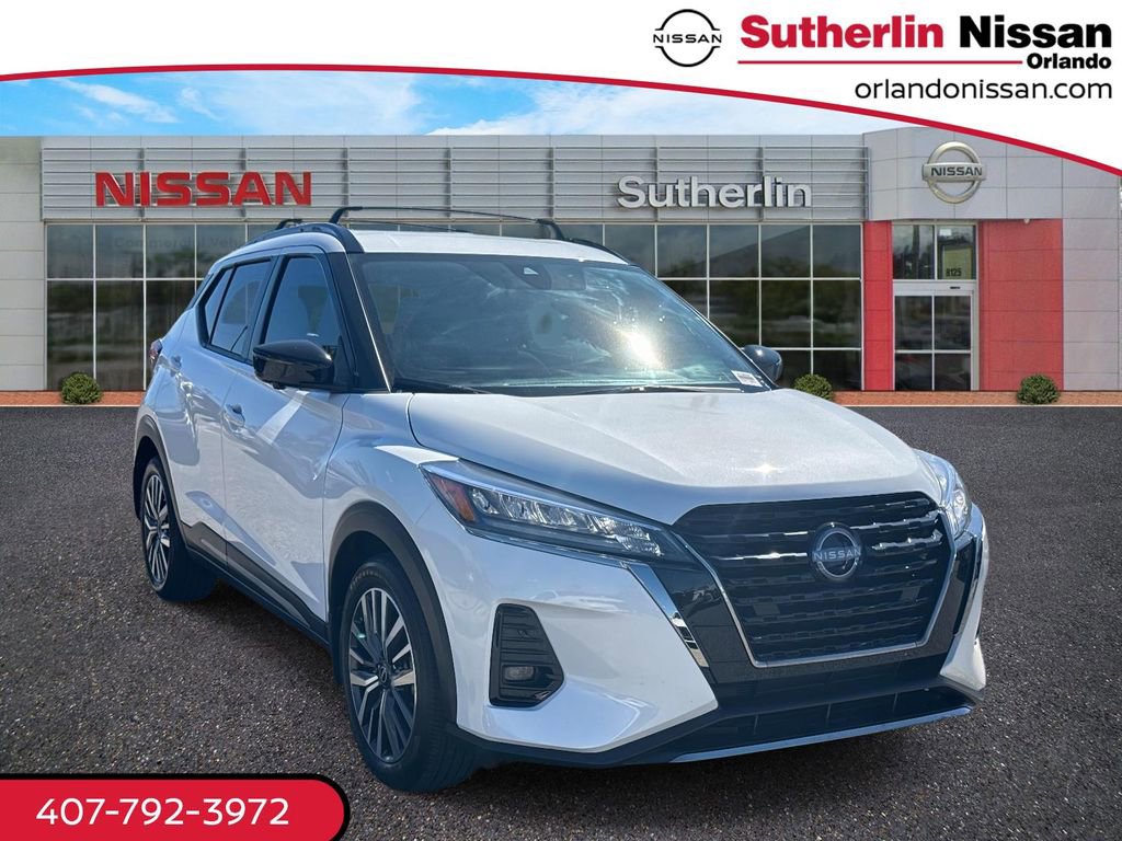 Certified 2023 Nissan Kicks SR w/ Exterior Package image 1