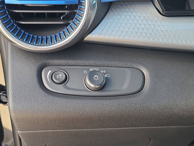 New 2026 Chevrolet Trax LT w/ Driver Confidence Package image 23