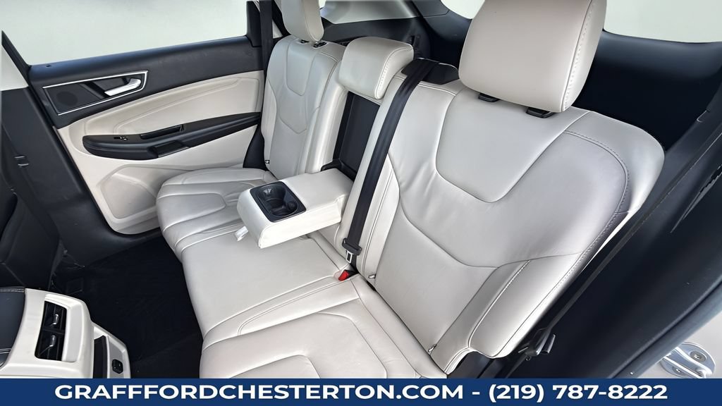 Used 2017 Ford Edge Titanium FWD image 40