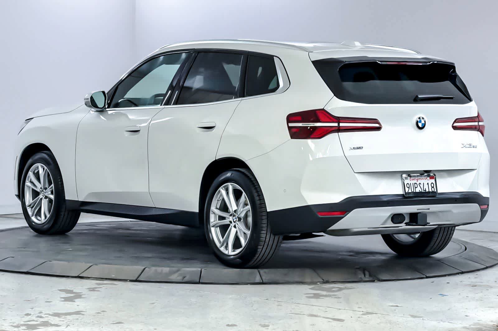 Used 2025 BMW X3 xDrive30i w/ Premium Package AWD/4WD image 6