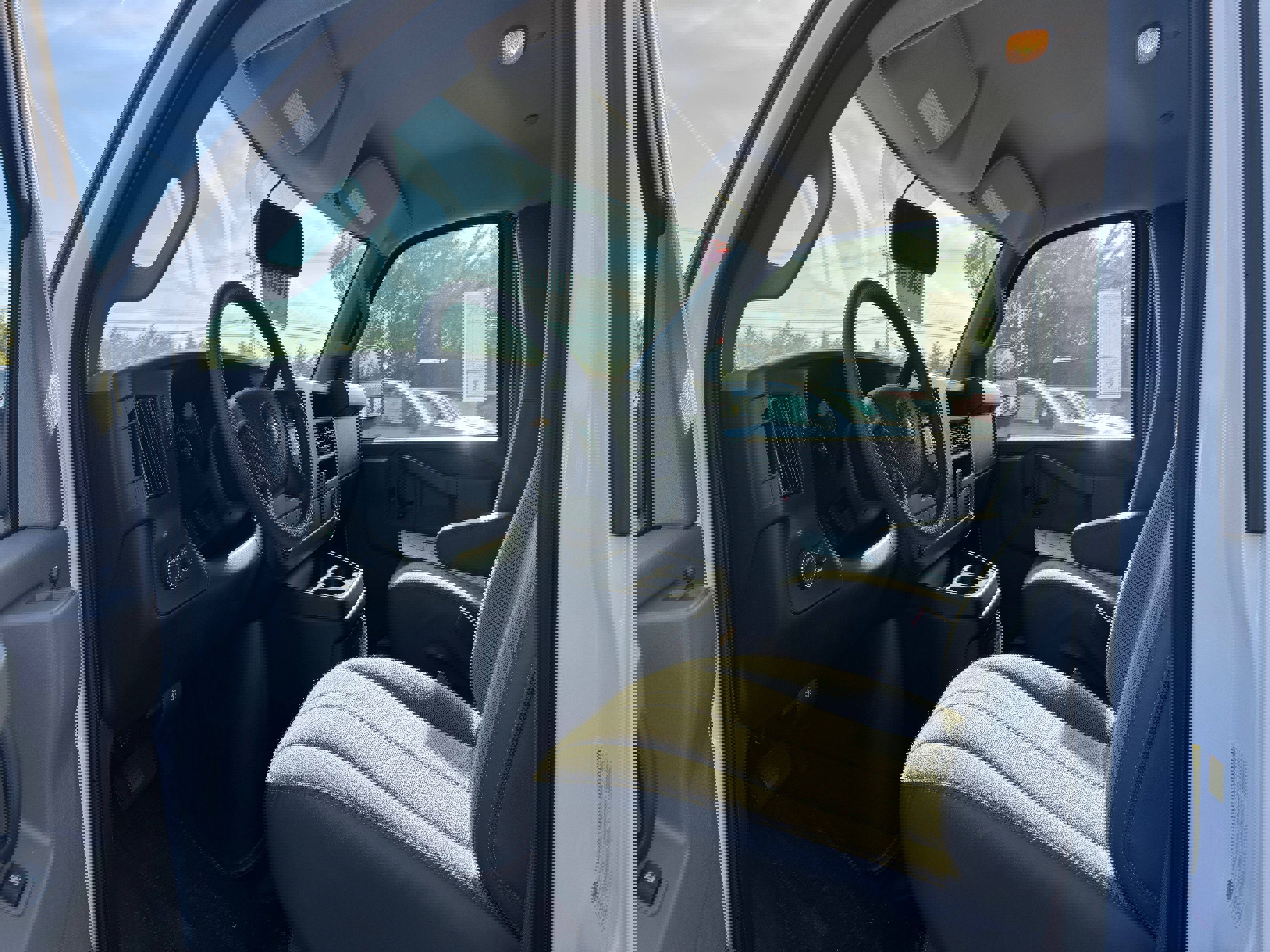 New 2024 Chevrolet Express 3500 w/ Power Convenience Package image 8