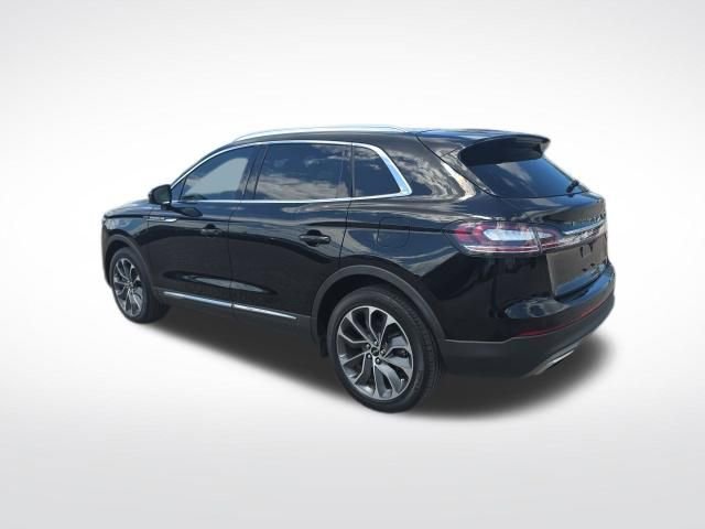 Used 2022 Lincoln Nautilus Reserve FWD image 5
