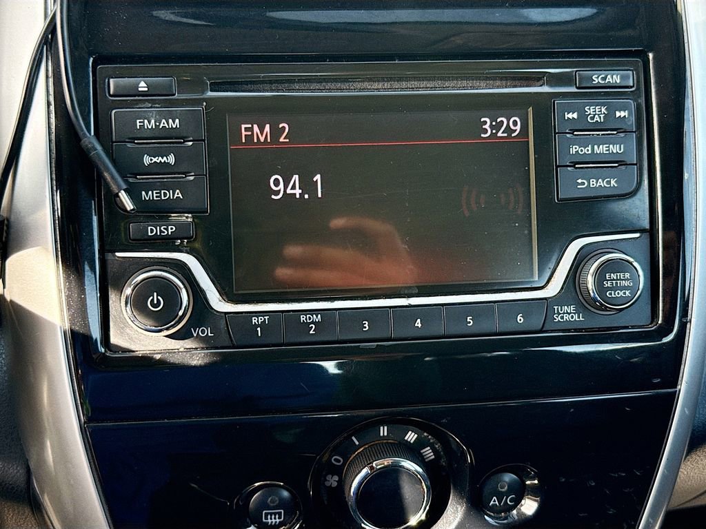 Used 2018 Nissan Versa Note SV image 15