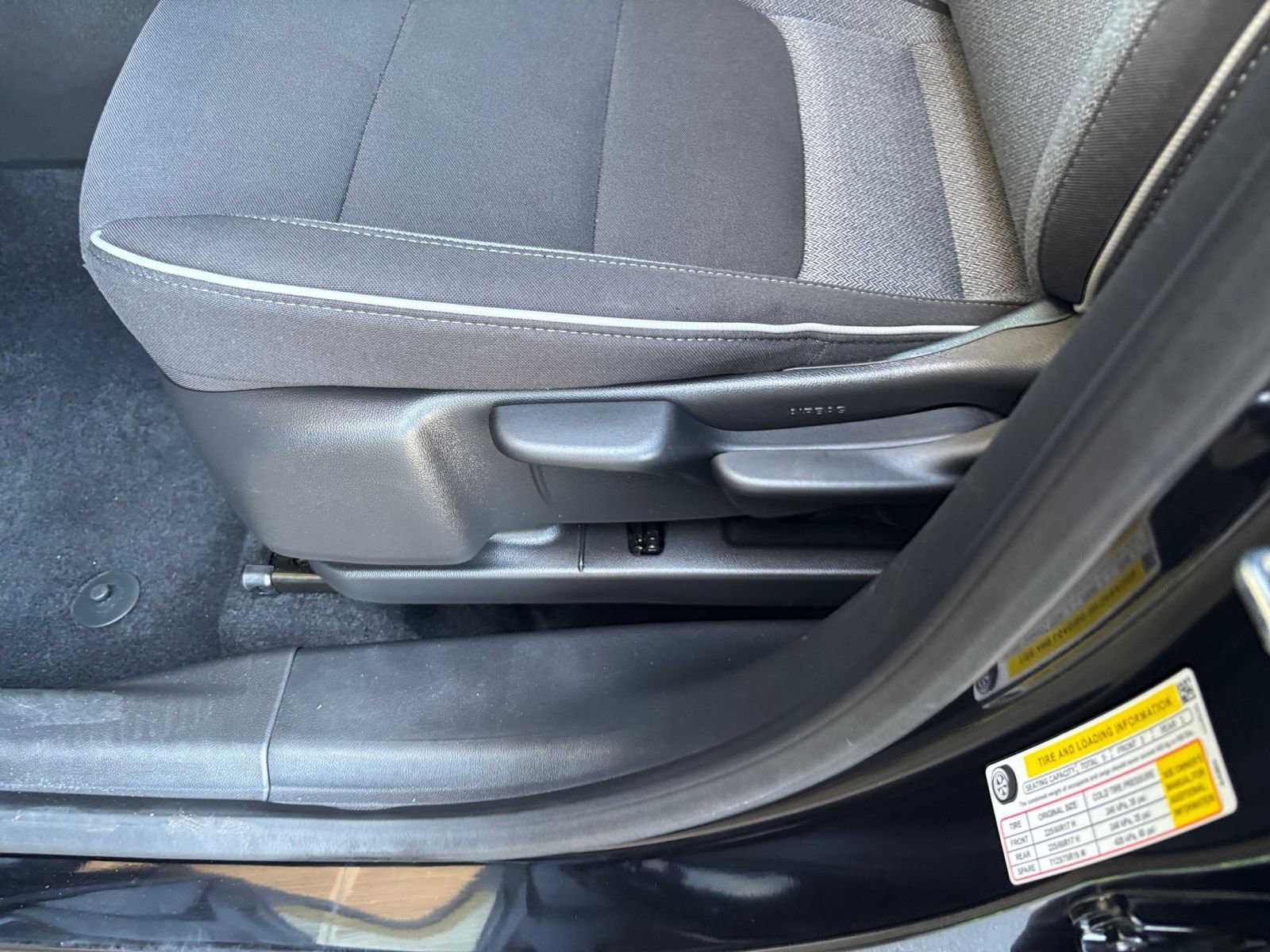 Used 2025 Chevrolet TrailBlazer LT AWD/4WD image 22