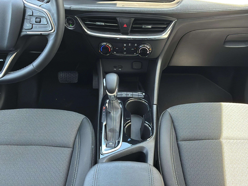 Used 2026 Buick Encore GX Preferred w/ Advanced Technology Package FWD image 17