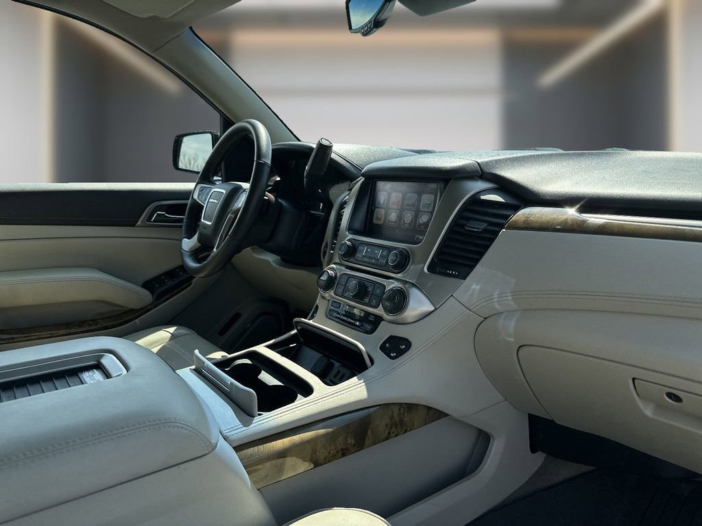 Used 2017 GMC Yukon Denali w/ Open Road Package image 6