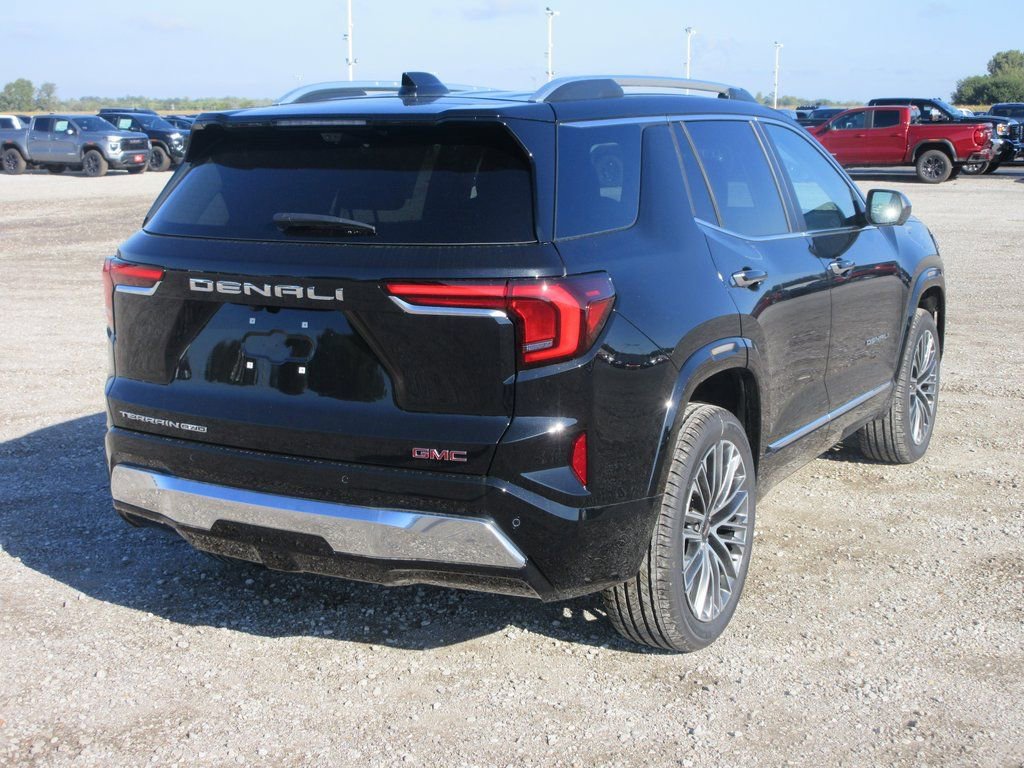 New 2026 GMC Terrain Denali image 4