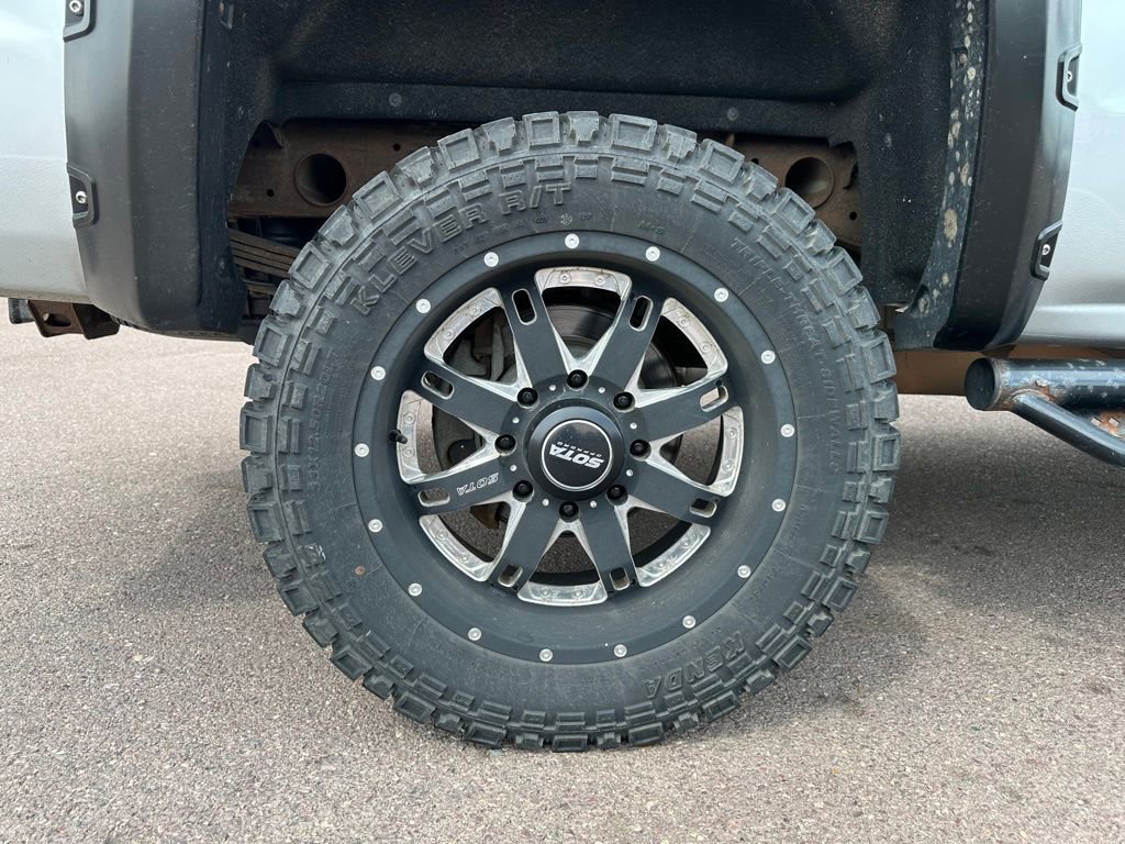 Used 2016 Chevrolet Silverado 2500 LT AWD/4WD image 36