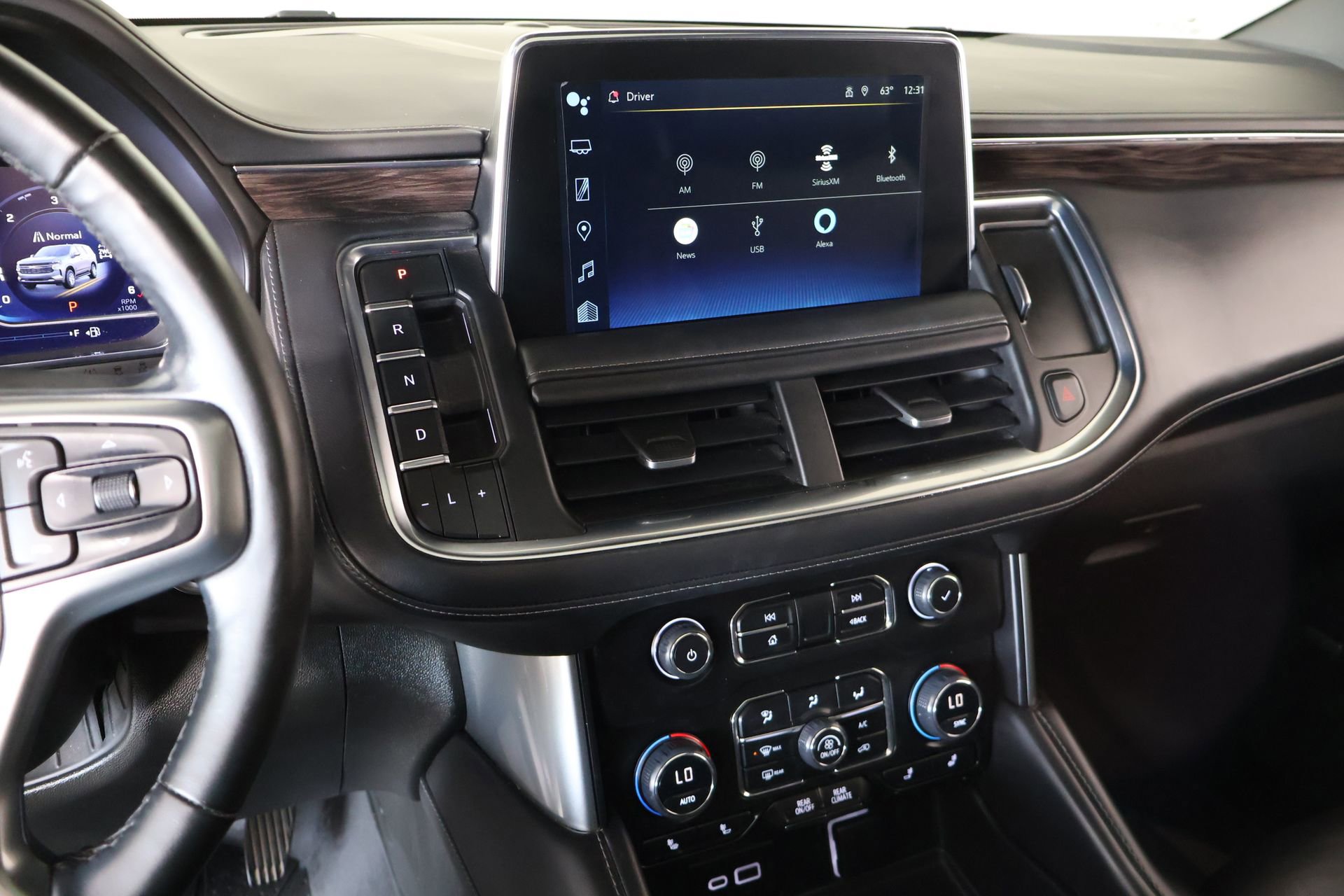 Used 2023 Chevrolet Tahoe LT w/ Luxury Package image 5