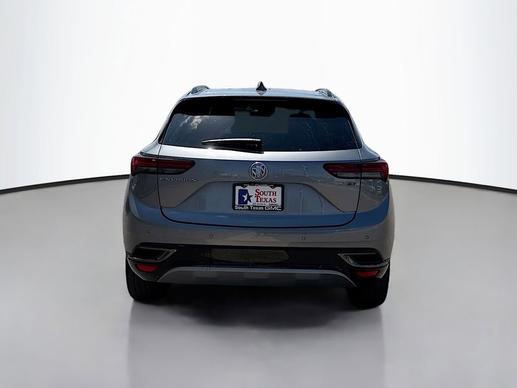 Used 2022 Buick Envision Essence w/ Sport Touring Package image 6