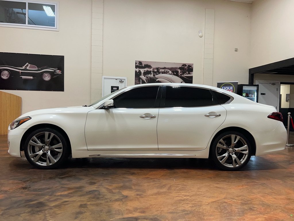 Used 2018 INFINITI Q70 L 3.7 RWD image 6