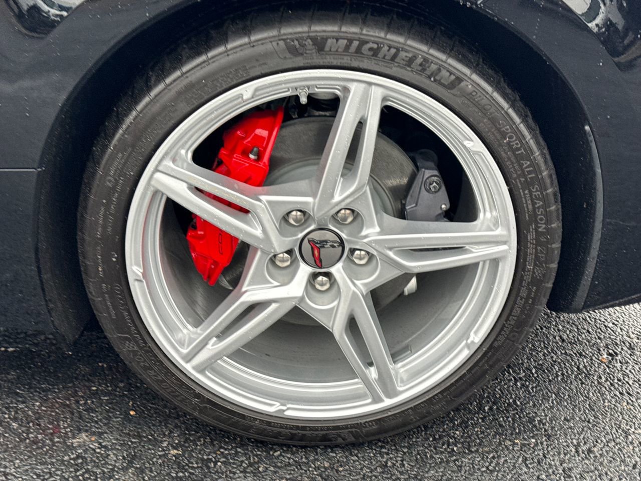 Used 2025 Chevrolet Corvette Stingray Coupe w/ 1LT image 10