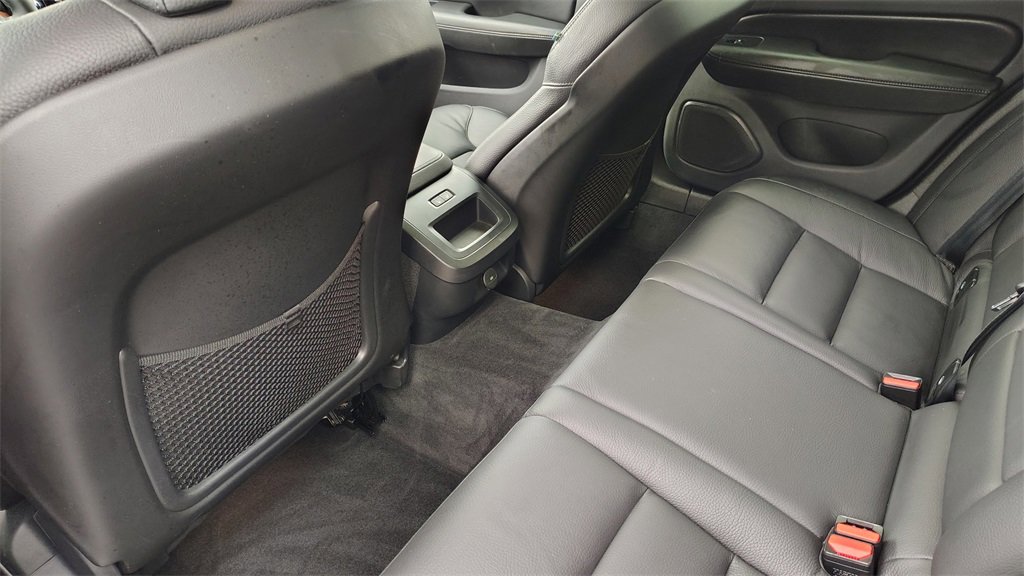 Certified 2025 Volvo V60 B5 Cross Country Plus image 26