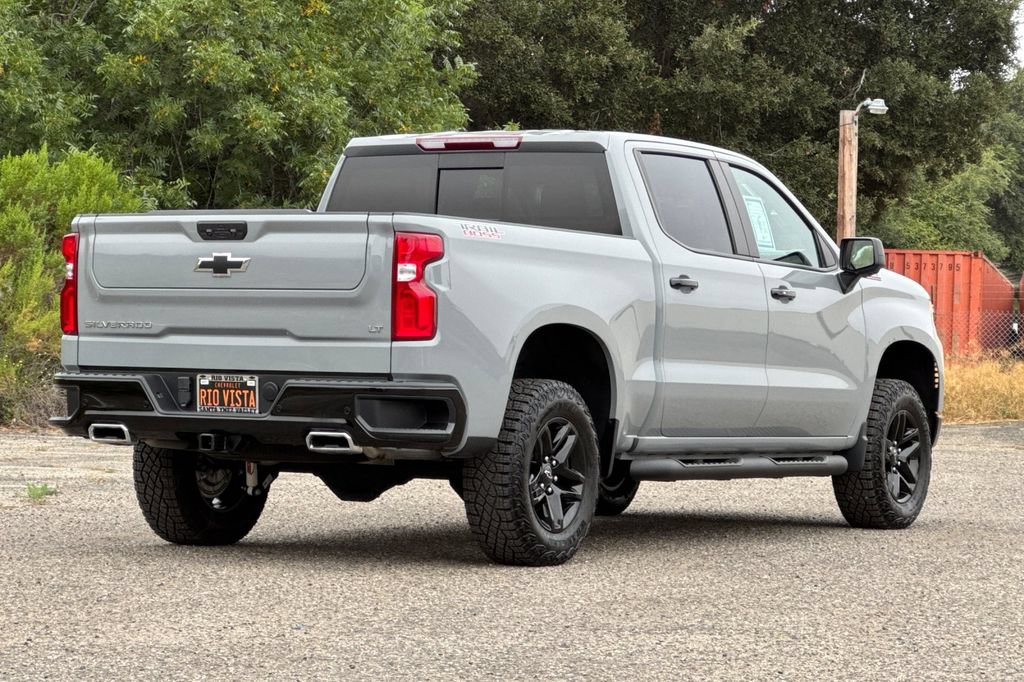 Used 2024 Chevrolet Silverado 1500 LT Trail Boss w/ LT Trail Boss Premium Package AWD/4WD image 4
