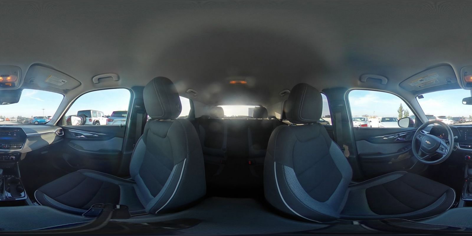 Used 2025 Chevrolet TrailBlazer LT image 40