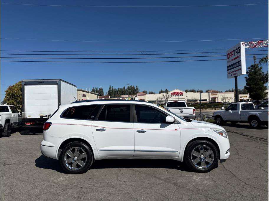 Used 2017 Buick Enclave Leather image 3