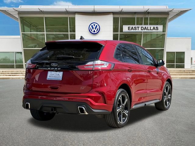Used 2023 Ford Edge ST image 3