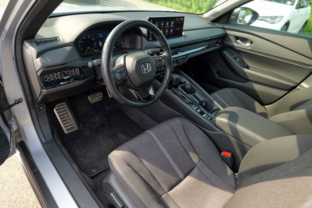 Used 2023 Honda Accord Sport image 19