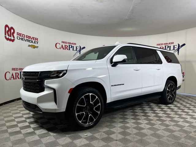 Used 2024 Chevrolet Suburban RST w/ Luxury Package RWD image 3