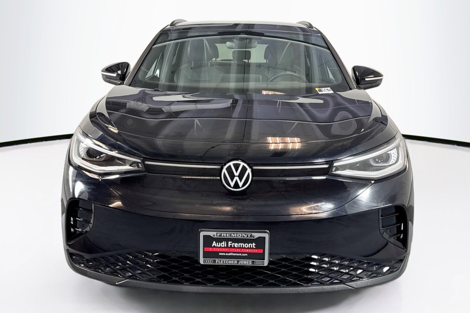 Used 2023 Volkswagen ID.4 S image 2