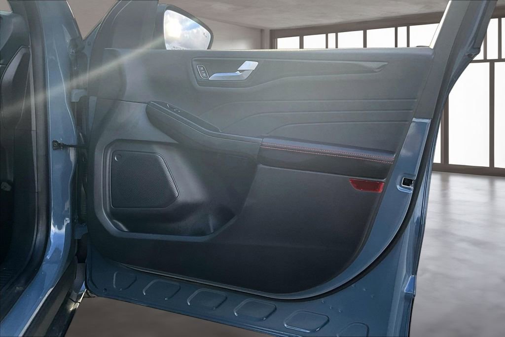 Used 2024 Ford Escape ST-Line w/ Tech Pack #1 image 25