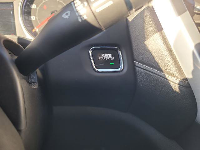 Used 2023 GMC Acadia SLT image 16