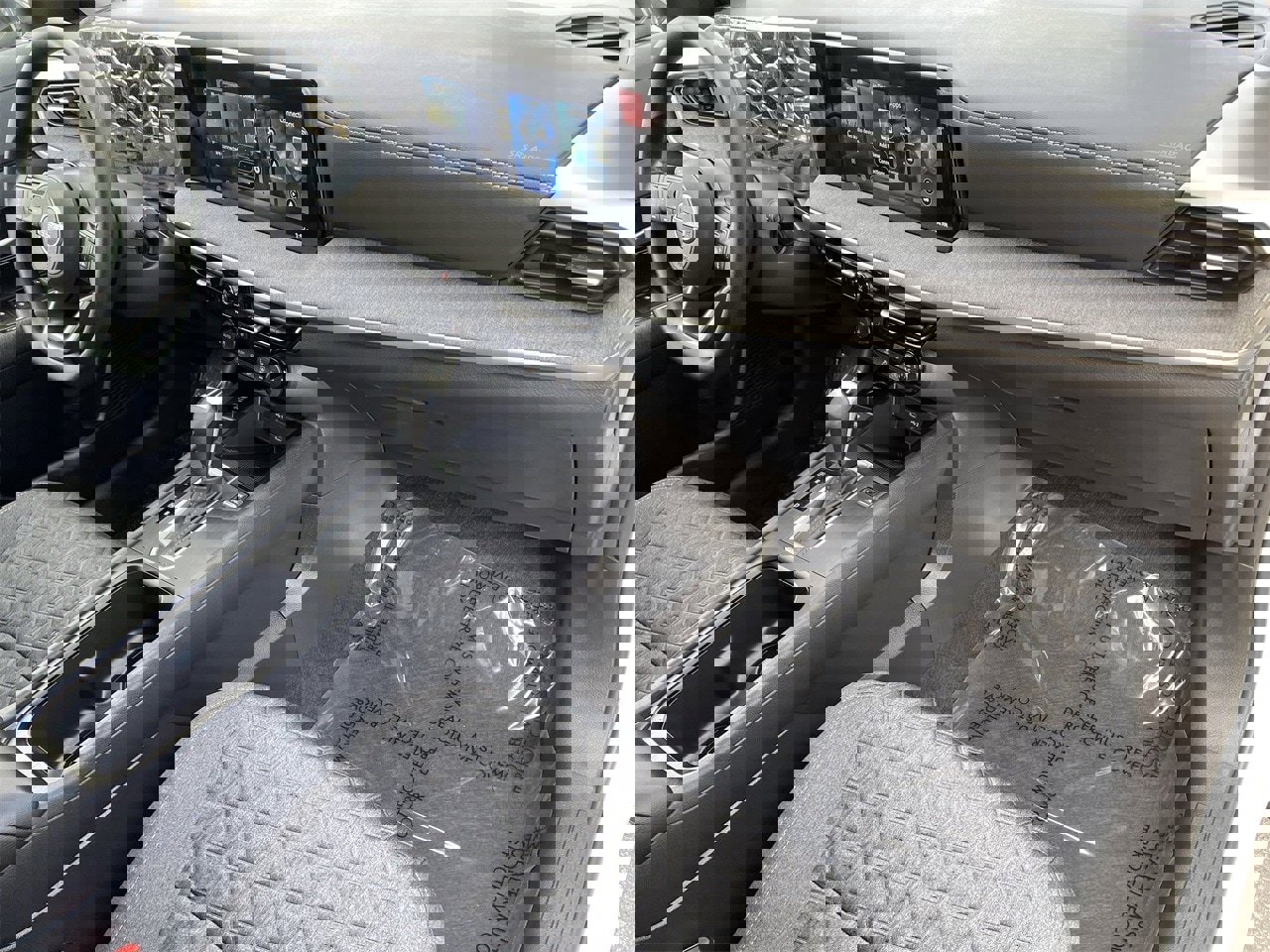 New 2026 Nissan Kicks SV image 9