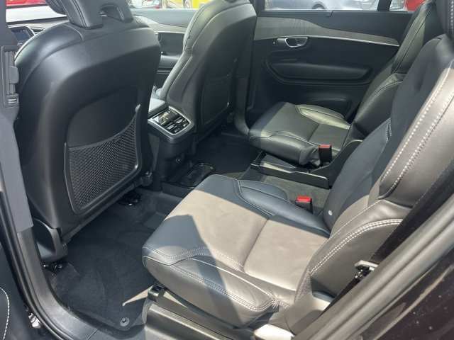 Used 2024 Volvo XC90 B6 Ultimate image 17