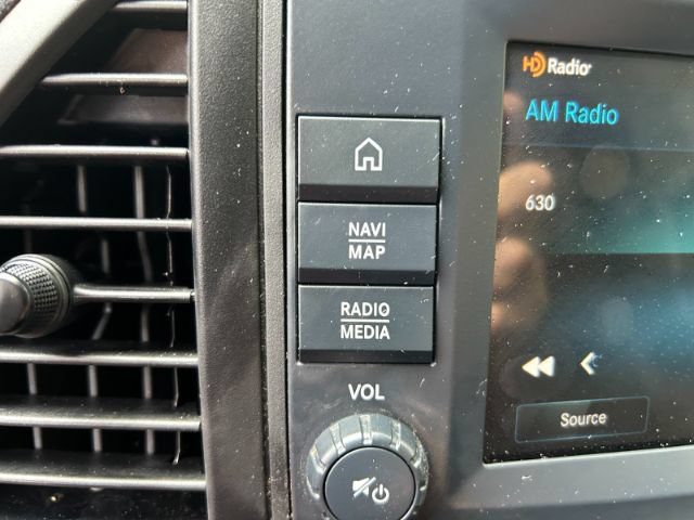 Used 2022 Mercedes-Benz Metris image 23