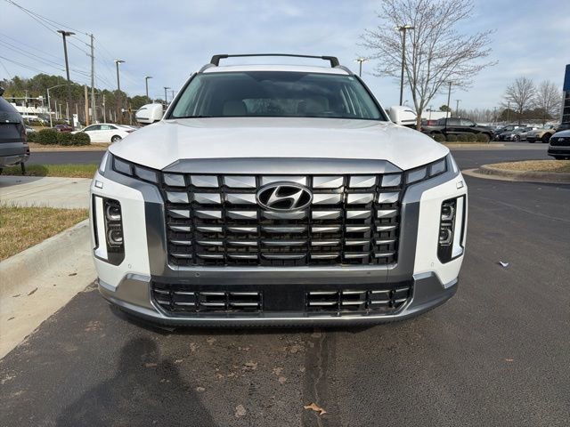 Used 2024 Hyundai Palisade Calligraphy image 2