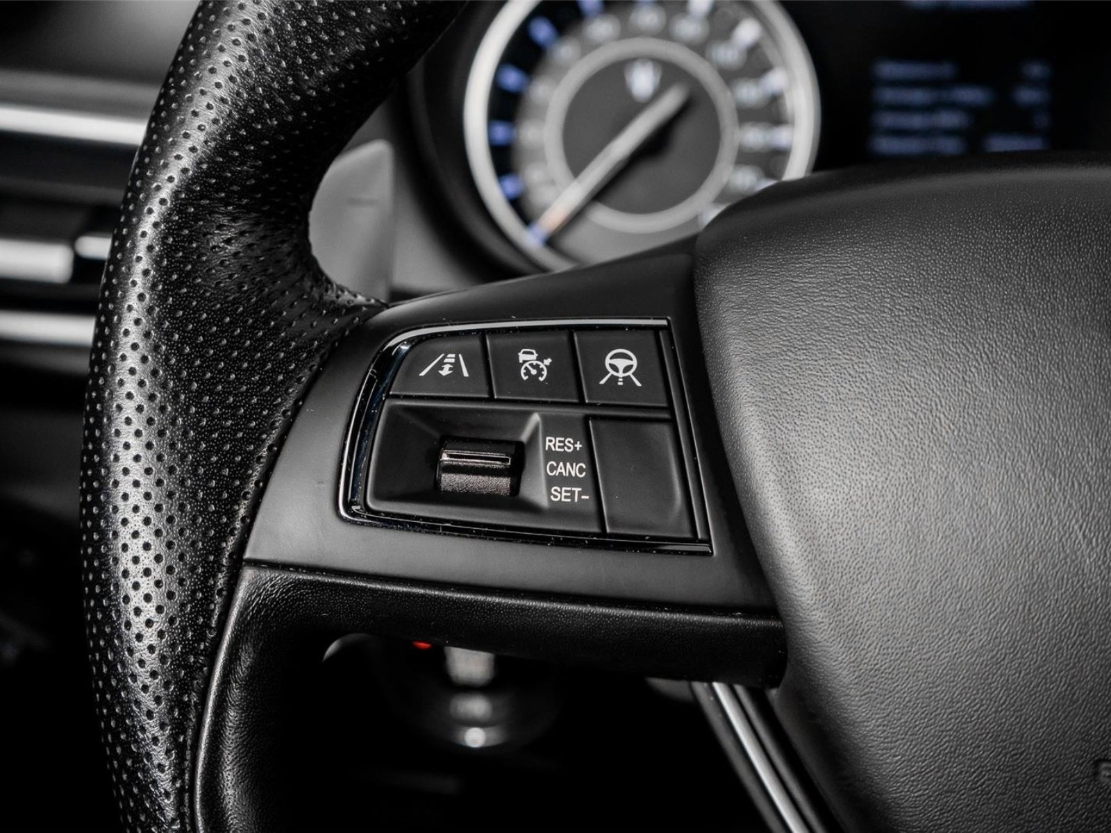 Used 2023 Maserati Ghibli Modena Q4 AWD/4WD image 47