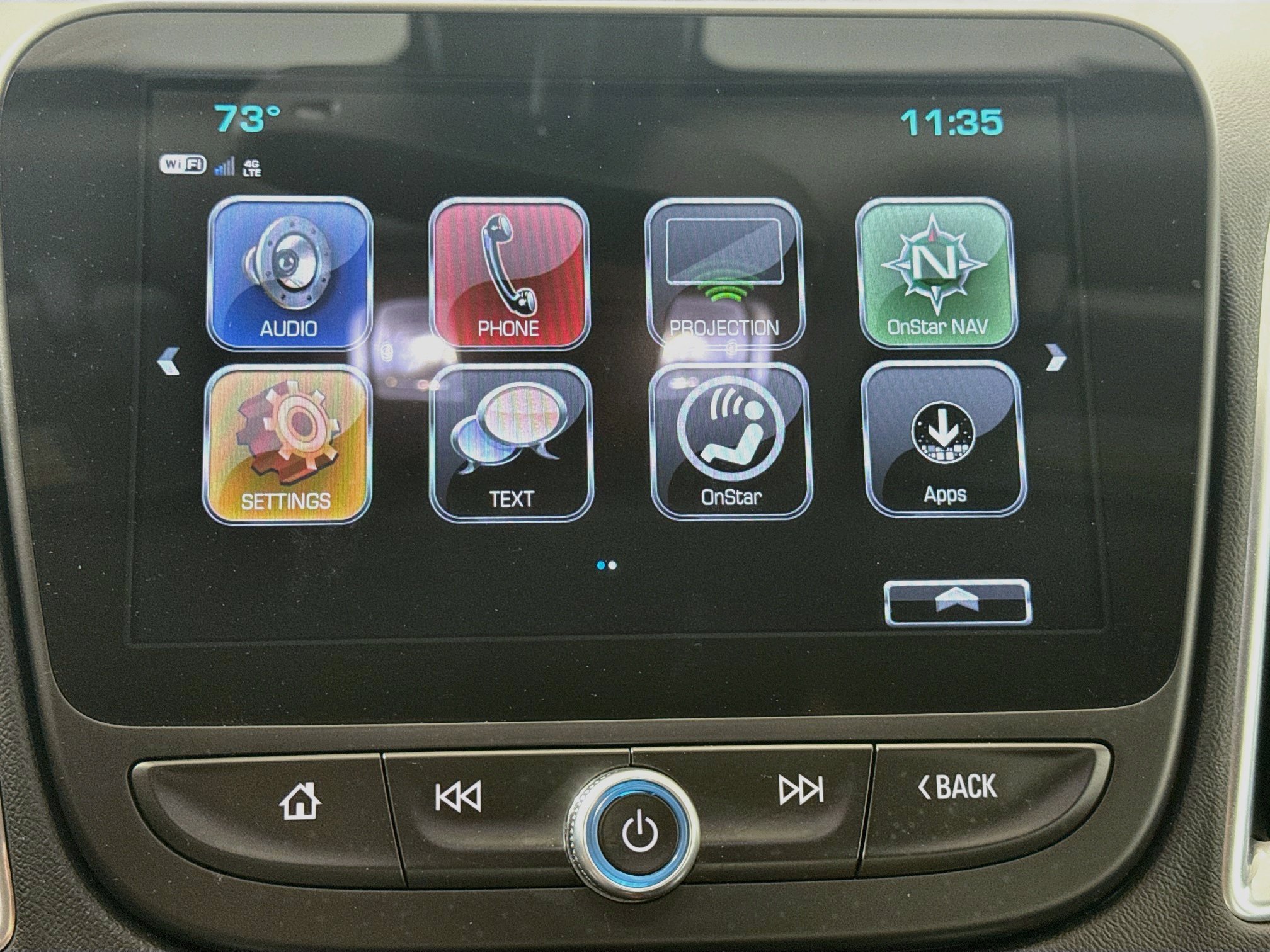 Used 2018 Chevrolet Malibu LT FWD image 15