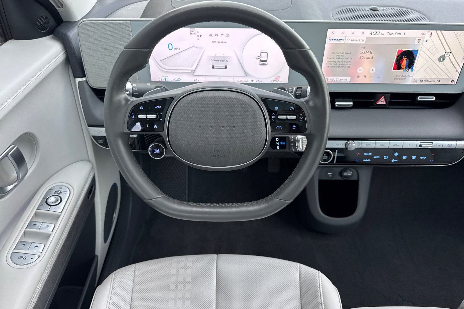 Used 2024 Hyundai Ioniq 5 Limited image 16