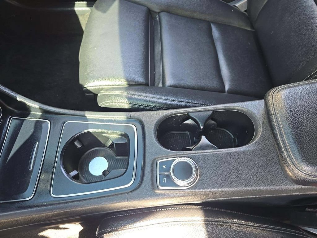 Used 2019 Mercedes-Benz CLA 250 4MATIC image 7