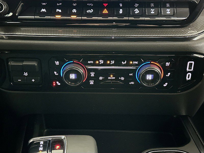 Used 2023 Chevrolet Silverado 1500 ZR2 w/ Technology Package AWD/4WD image 17