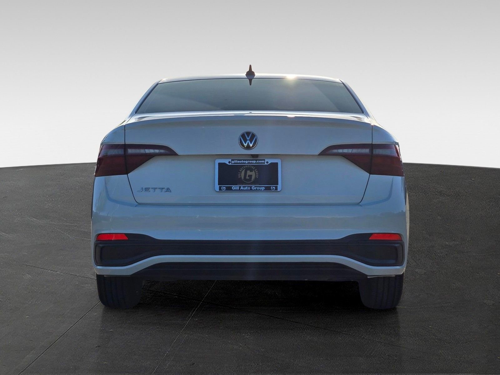 Used 2022 Volkswagen Jetta Sport image 5