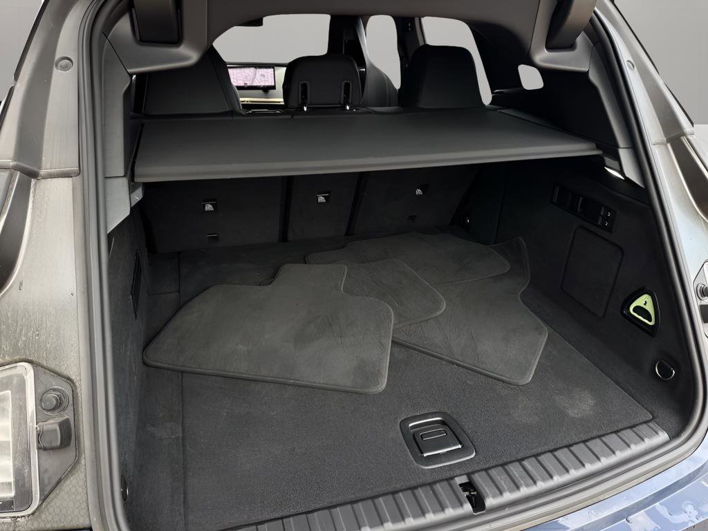 Used 2022 BMW iX xDrive50 w/ Convenience Package image 22