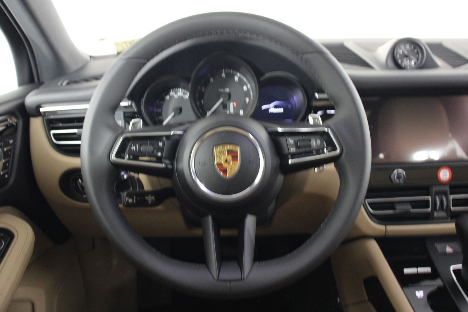 New 2026 Porsche Macan AWD/4WD image 12