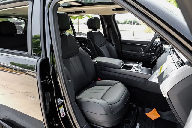 New 2027 Land Rover Range Rover Long Wheelbase SE AWD/4WD image 40