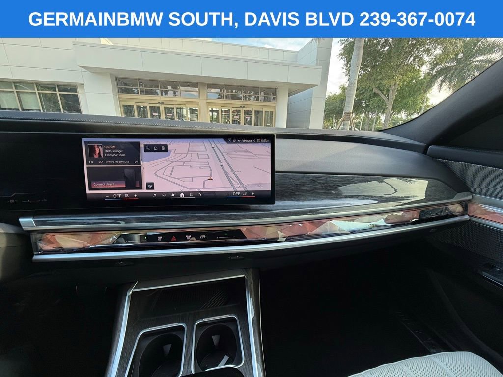 Certified 2025 BMW 760i xDrive w/ Executive Package AWD/4WD image 21