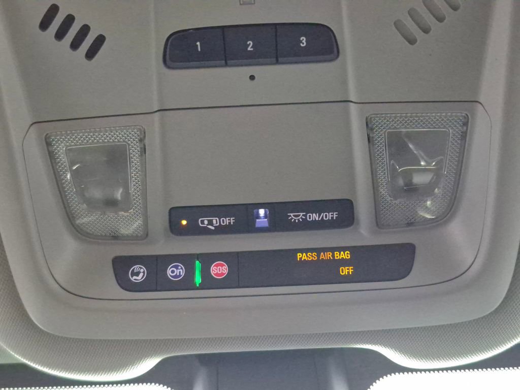 Used 2019 Chevrolet Equinox LT FWD image 21