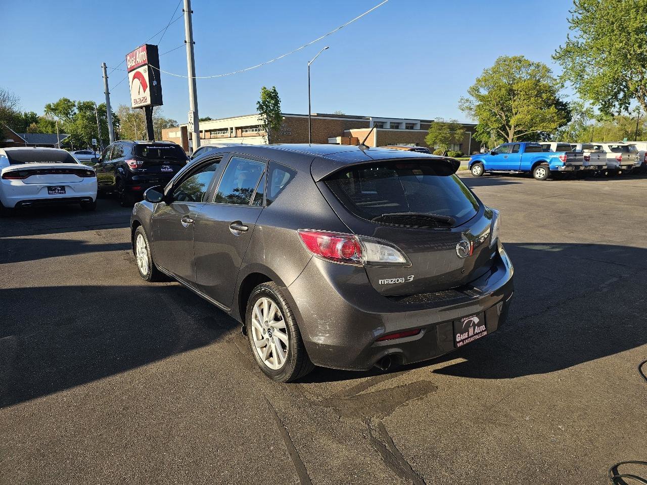 Used 2013 MAZDA MAZDA3 i Touring FWD image 8