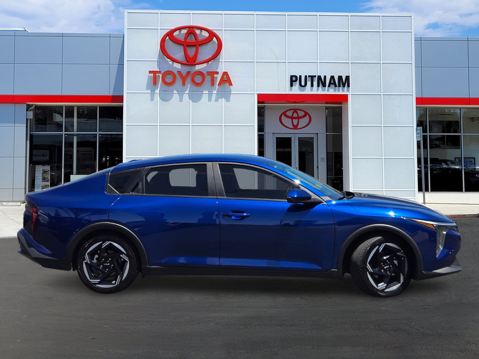 Used 2025 Kia K4 EX FWD image 3