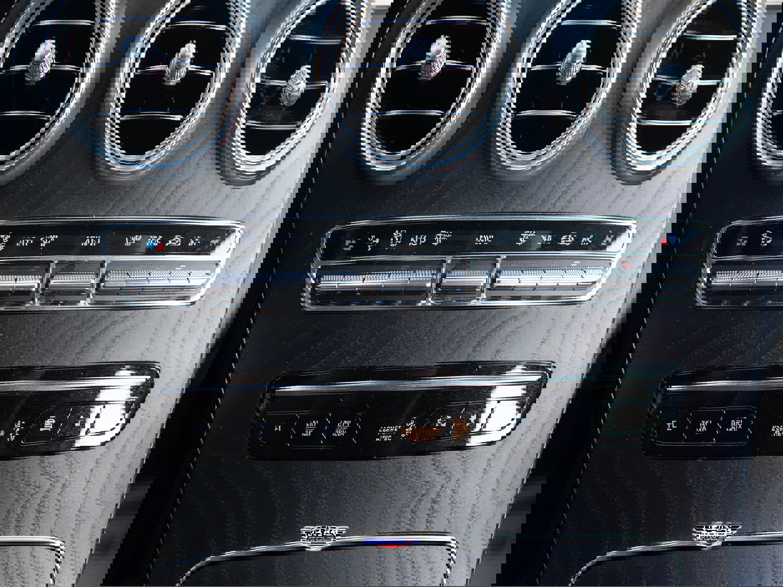 Used 2020 Mercedes-Benz GLC 300 4MATIC Coupe w/ AMG Line image 33