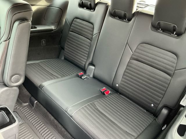 New 2026 Nissan Pathfinder SV image 17