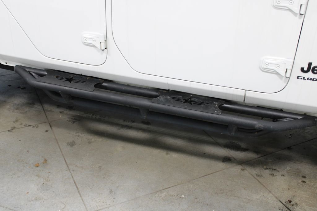 Used 2021 Jeep Gladiator Sport image 12