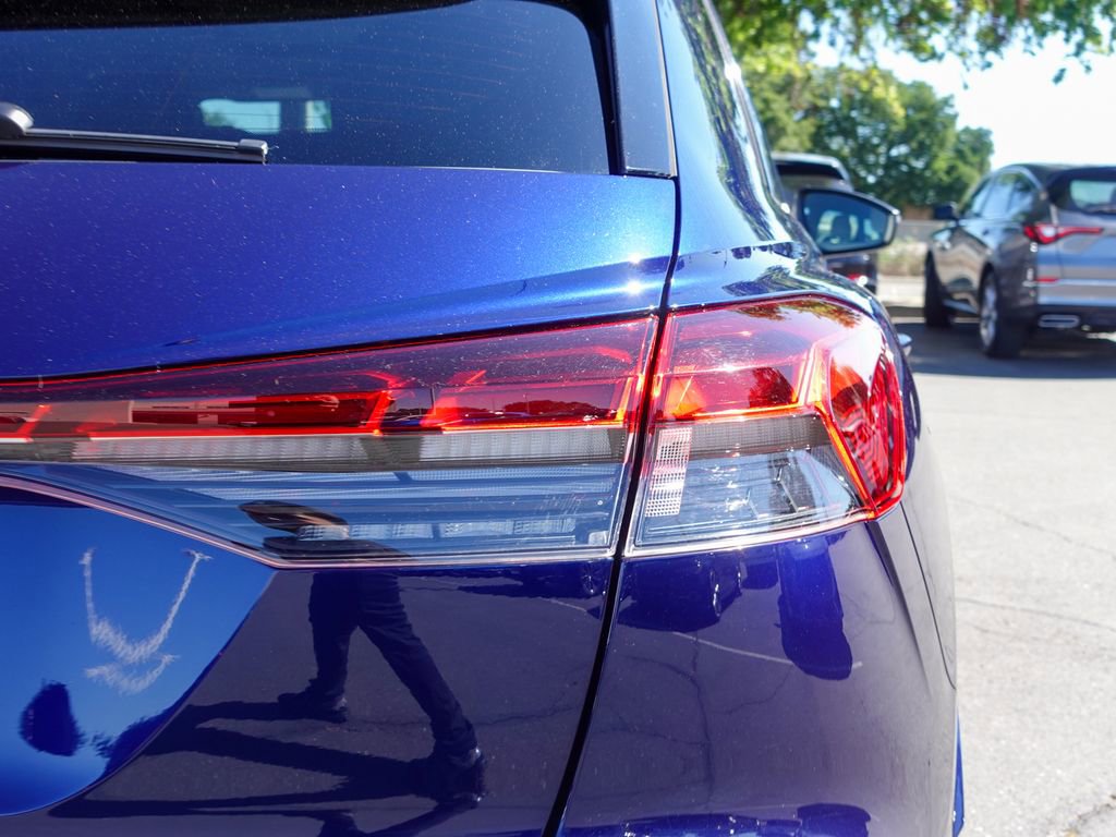 Used 2023 Audi Q4 e-tron Premium w/ Convenience Package image 5