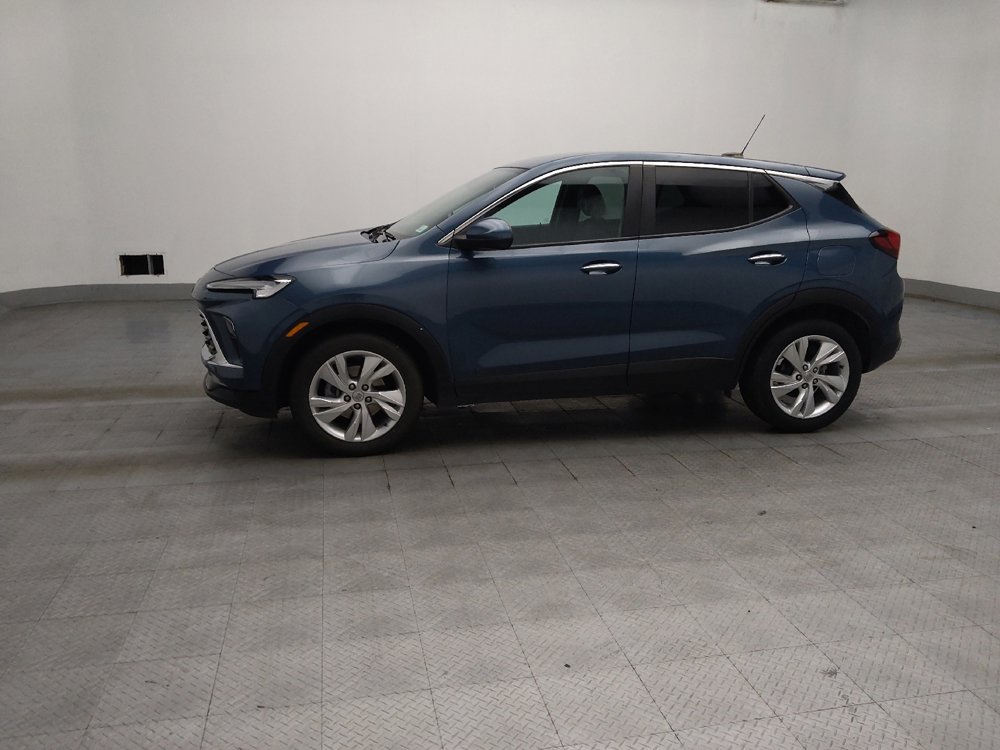Used 2024 Buick Encore GX Preferred FWD image 2