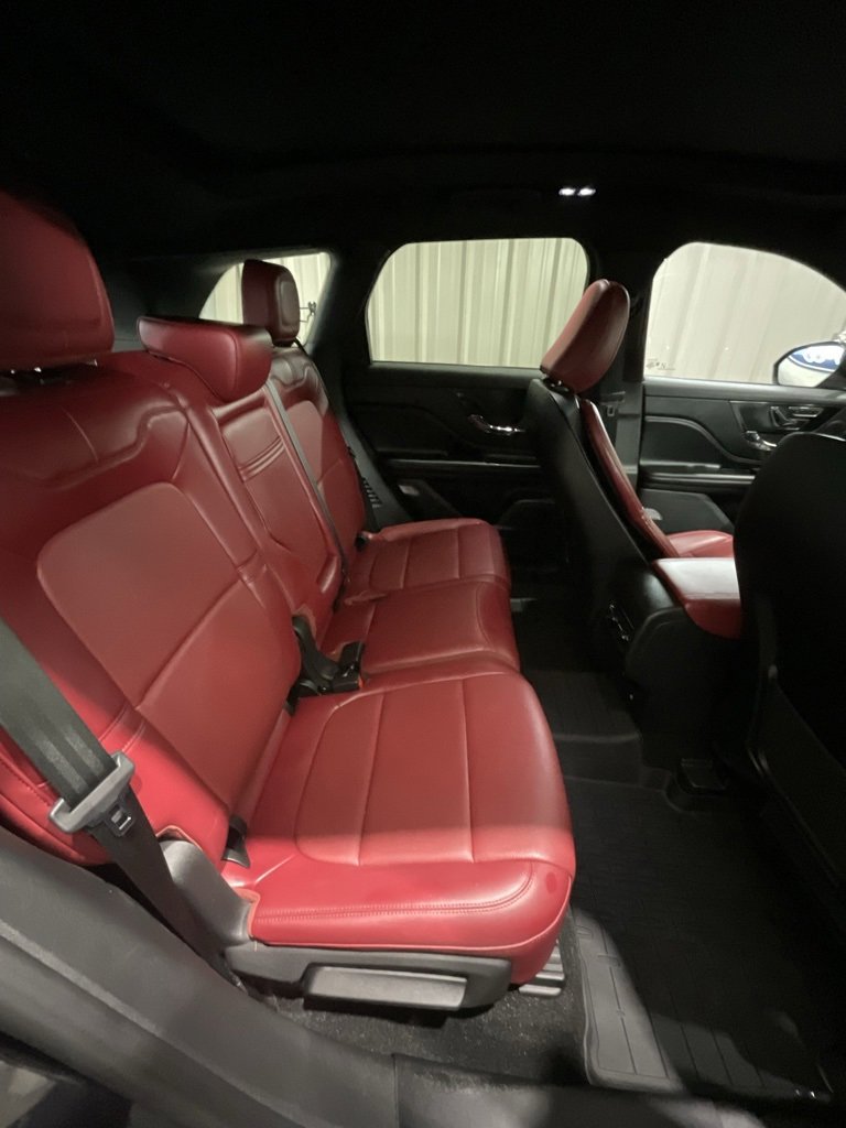 Used 2023 Lincoln Corsair Reserve w/ Equipment Group 201A image 12